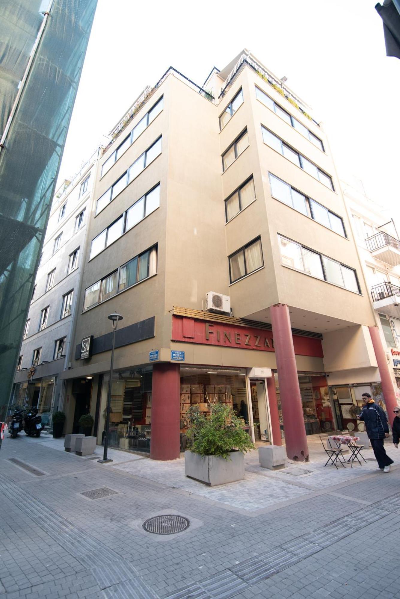 Still Athens Exterior photo